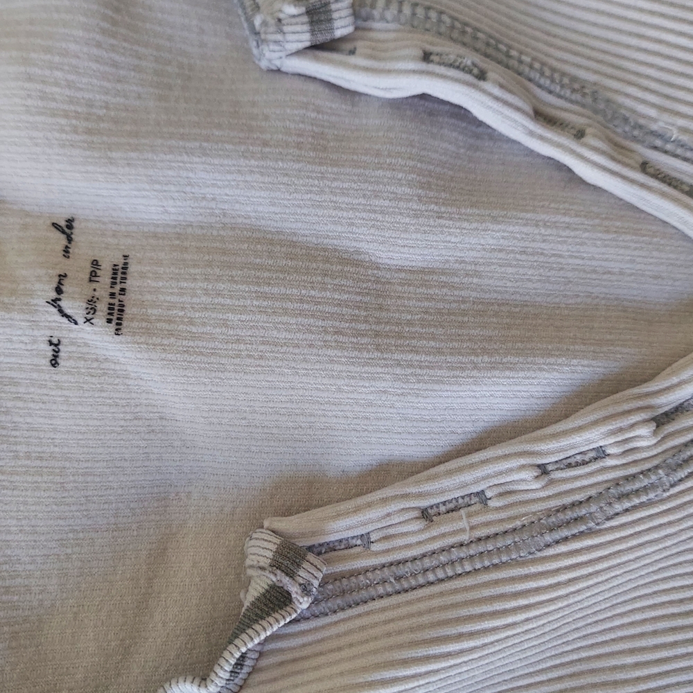 Urban Outfitters | Out From Under | Go For Gold White Ribbed Women's Crop Top - Picture 3 of 3